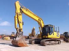 Komatsu PC240LC-8 Excavator