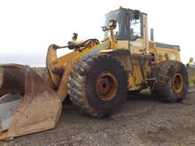 Komatsu WA420-3 Loader